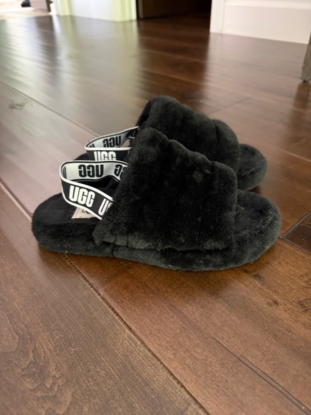 UGG Black Fluff Slip-On Slides with Logo Sling